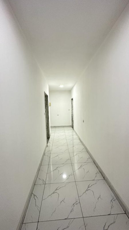 Tirane, jap me qera ambjent biznesi Kati 2, 100 m² 500 Euro