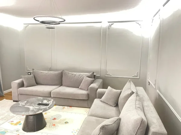 Tirane, shitet apartament 3+1+Aneks+Ballkon Kati 2, 165 m² 310.000 € (Rruga Ferit Xhajko)