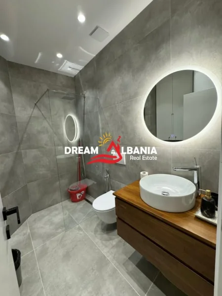 Tirane, shitet apartament 2+1+Ballkon Kati 7, 70 m² 280.000 € (Prane Liqenit Artificial - ID 41211849)