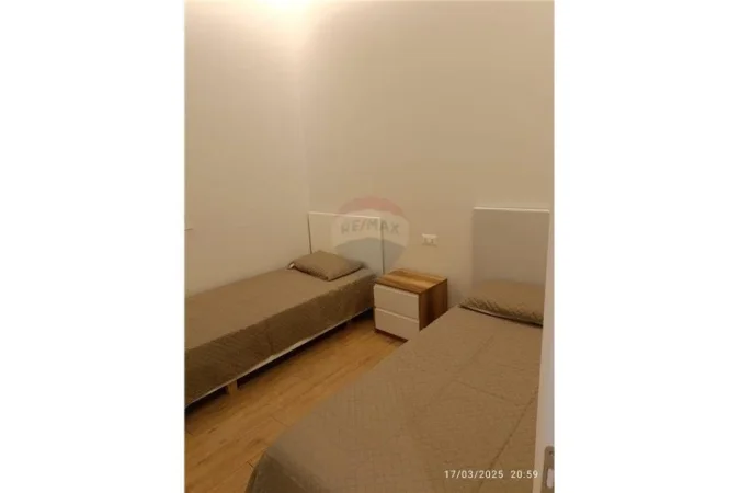 Vlore, shitet apartament 2+1+Ballkon Kati 2, 86 m² 160.000 € (Fejzo Mema)
