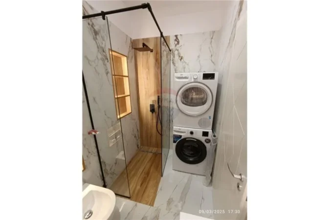 Vlore, shitet apartament 2+1+Ballkon Kati 2, 86 m² 160.000 € (Fejzo Mema)