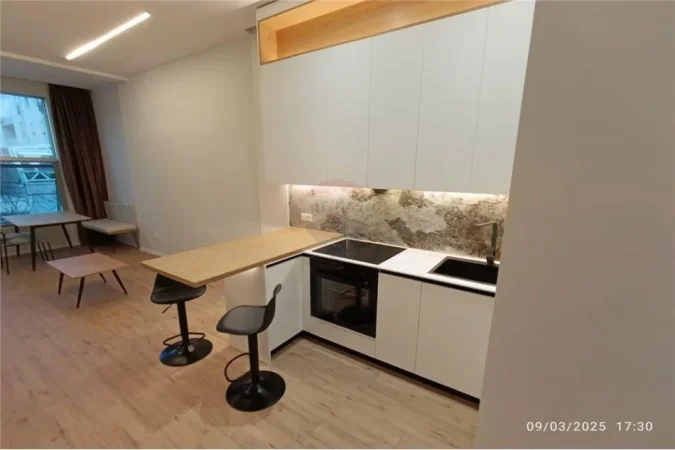 Vlore, shitet apartament 2+1+Ballkon Kati 2, 86 m² 160.000 € (Fejzo Mema)