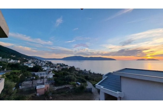 Vlore, shitet apartament 1+1+Ballkon Kati 4, 49 m² (Lungomare)