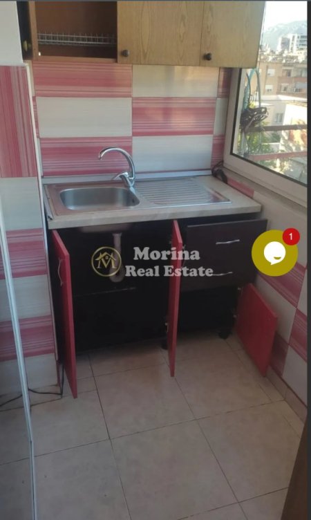 Tirane, jepet me qera apartament 1+1 Kati 5, 55 m² 350 € (Brryli)