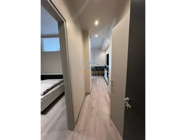 Tirane, jepet me qera apartament 1+1 Kati 2, 50 m² 600 € (LIQENI I THATE)
