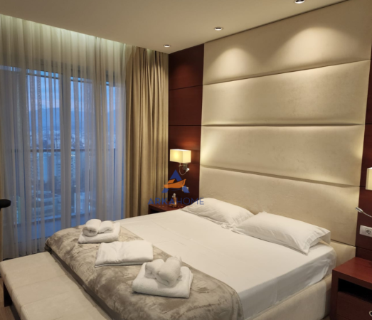 JEPET ME QERA 2+1+Ballkon Kati 19, 95 m² 1.600 € (Ambasdor 3)