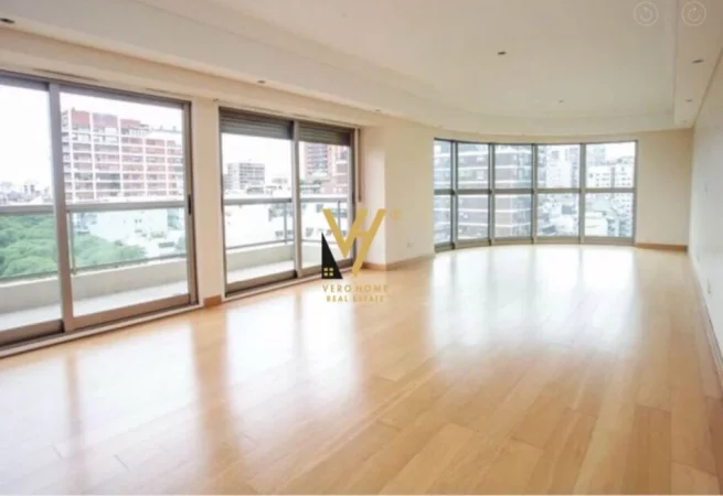 Tirane, jepet me qera zyre Kati 1, 113 m² 3.000 € (MYSLYM SHYRI)