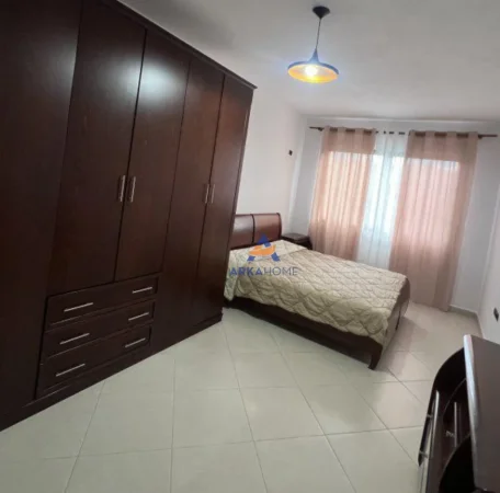 JEPET APARTAMENT ME QERA 2+1+Ballkon Kati 2, 90 m² 500 €