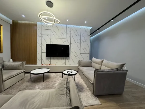 Tirane, shitet apartament 3+1 Kati 3, 133 m² 320.000 € (Liqeni i Thate)