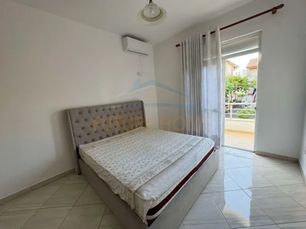 Tirane, jepet me qera shtepi 2 Katshe Kati 0, 100 m² 500 € (Unaza e Re)