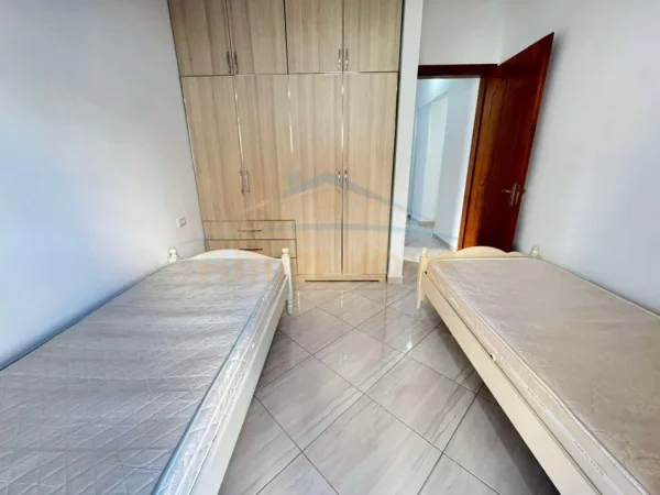 Tirane, jepet me qera shtepi 2 Katshe Kati 0, 100 m² 500 € (Unaza e Re)
