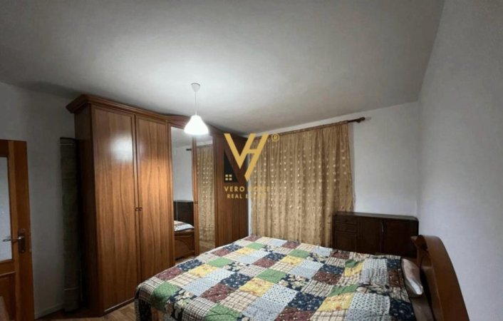 Tirane, jepet me qera apartament 2+1+Ballkon Kati 5, 85 m² 520 € (RRUGA E KOSOVAREVE)