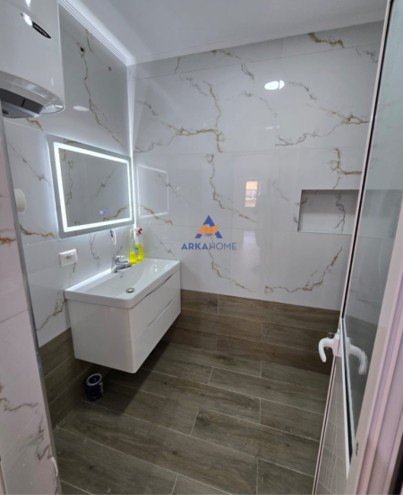 SHITET APARTAMENT 2+1 Kati 7, 97 m² 210.000 € (Rruga e Kavajes)