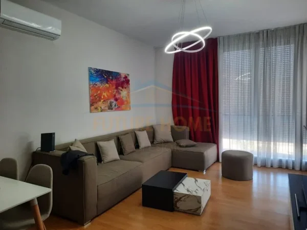 Tirane, jepet me qera apartament 2+1 Kati 3, 90 m² 750 € (Rruga e Kavajes)