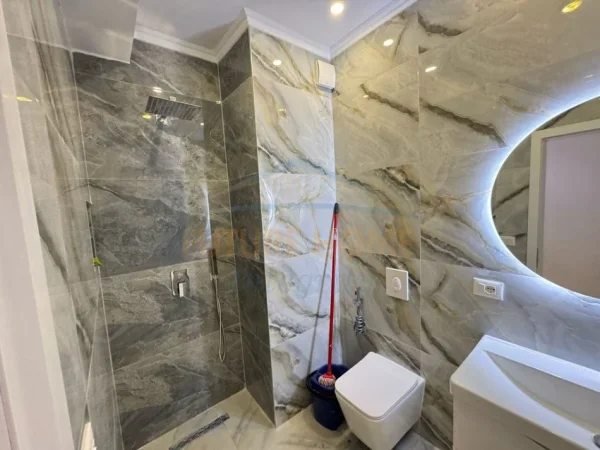 Tirane, shitet apartament 1+1+Ballkon Kati 4, 60 m² 93.000 € (Unaza e Re, Rruga Astrit Losha)