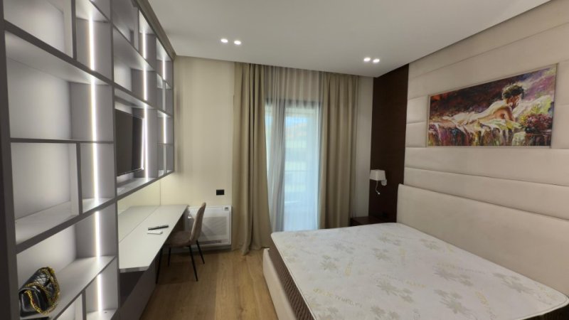 Tirane, jepet me qera apartament 1+1+Ballkon Kati 4, 68 m² 850 € (Rruga e Kavajes (Square 21))