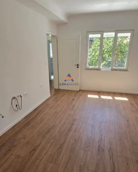 SHITET APARTAMENT 1+1 TE MOZAIKU I TIRANES 110.000 EURO