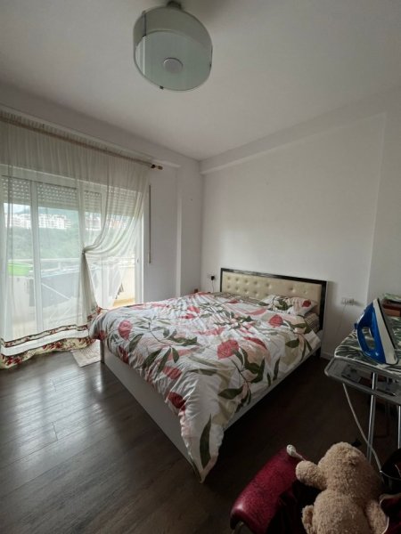 Tirane, shitet apartament 1+1+Ballkon Kati 4, 84 m² 100.001 € (Rruga Muhamed Deliu Fresk)