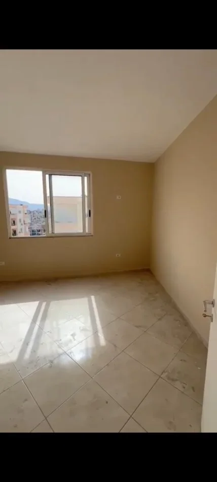 Tirane, jepet me qera apartament 2+1+Ballkon Kati 9, 100 m² 350 € (Sokrat Miho , Astir)