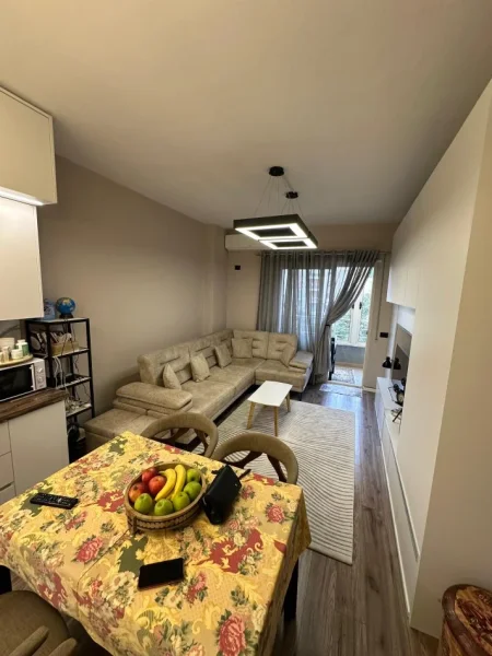 Tirane, shitet apartament 1+1+Aneks+Ballkon Kati 2, 74 m² 105.000 € (fresk)
