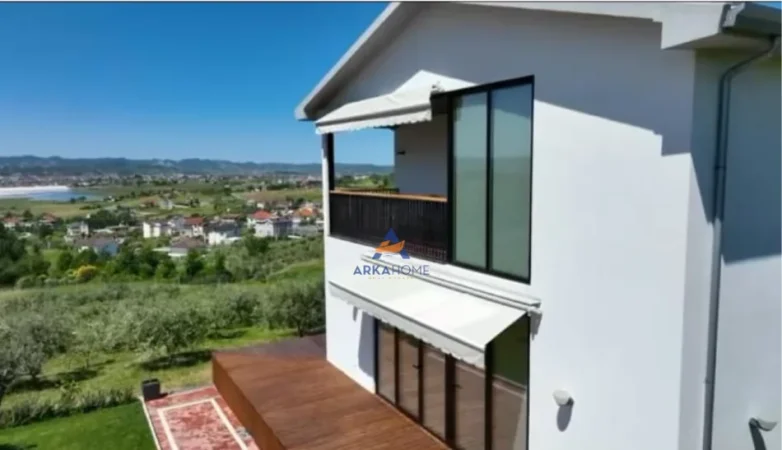 SHITET VILA TE KODRA KUQE PASKUQAN