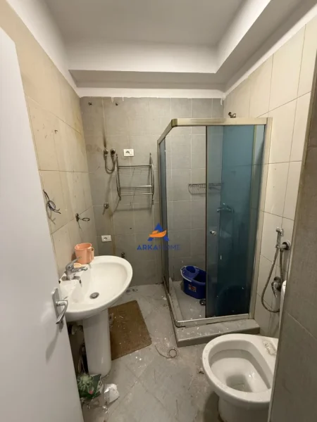 SHITET APARTAMENT 2+1+BALLKON TEK ATSH 189.000 EURO