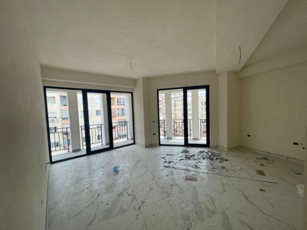 Tirane, shitet apartament 2+1+Ballkon Kati 6, 114 m² 148.000 € (Astir, Kompleksi Urban Gate)