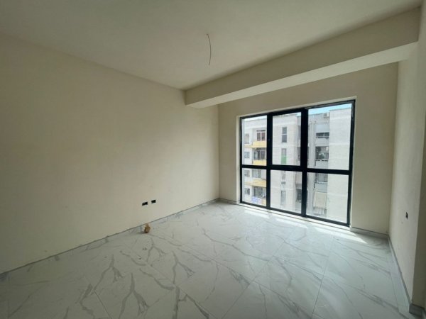 Tirane, shitet apartament 2+1+Ballkon Kati 6, 114 m² 148.000 € (Astir, Kompleksi Urban Gate)