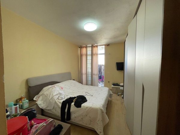 Tirane, shitet apartament 2+1+Ballkon Kati 6, 109 m² 138.000 € (Astir, Rruga Stefan Shundi)