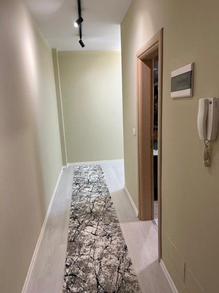 Tirane, jepet me qera apartament 2+1+Ballkon Kati 2, 110 m² 600 €