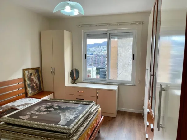 Tirane, shes apartament 1+1+Aneks+Ballkon Kati 11, 64 m² 150.000 € (Komuna e Parisit, perballe Lulishtes)