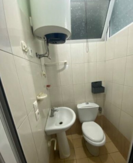 Tirane, jepet me qera garsonier 3 Katshe Kati 1, 40 m² 350 € (Shkolla e Baletit)