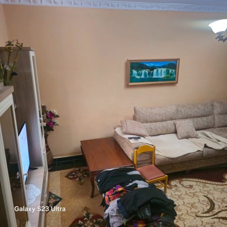 Tirane, shitet apartament 2+1+Ballkon Kati 4, 71 m² 115.000 € (Rruga Xhanfize Keko)