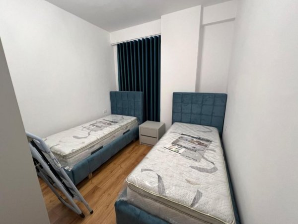 Tirane, jepet me qera apartament duplex 2+1+Ballkon Kati 5, 116 m² 1.200 € (Parku Olimpik)
