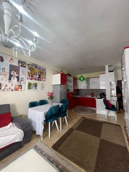 Tirane, shitet apartament 1+1+Ballkon Kati 6, 79 m² 98.000 € (Misto Mame)