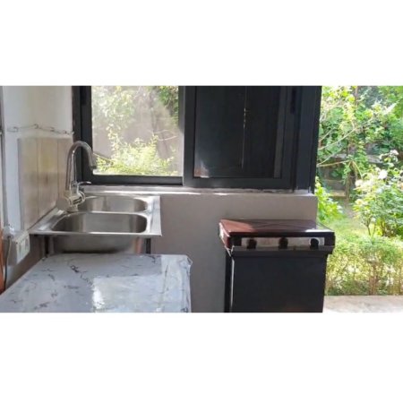 Tirane, jepet me qera garsonier Kati 1, 27 m² 250 € (Fusha e Aviacionit)