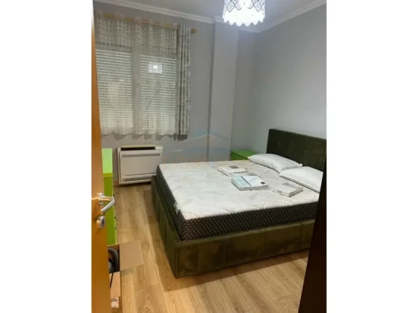 Qira, Apartament 3+1+2, Liqeni i Thate