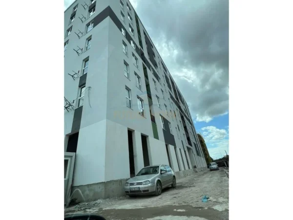 Tirane, shitet apartament 2+1+Ballkon Kati 3, 94 m² 110.000 € (Casa Italia, Tirana Entry 2)