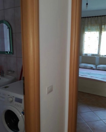 Dhoma plazhi ne Radhime, 60 METER LARG DETIT, BALLKON ME PAMJE NGA DETI