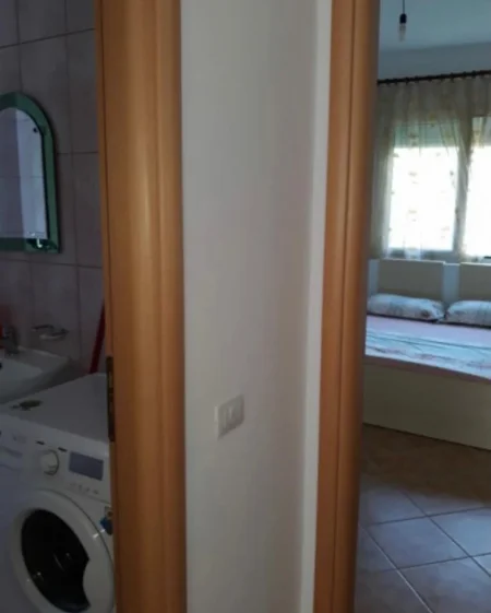 Dhoma plazhi ne Radhime, 60 METER LARG DETIT, BALLKON ME PAMJE NGA DETI