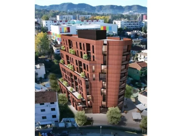 Tirane, shitet apartament 1+1+Ballkon Kati 7, 82 m² 142.000 € (Ish Tregu Elektrik)