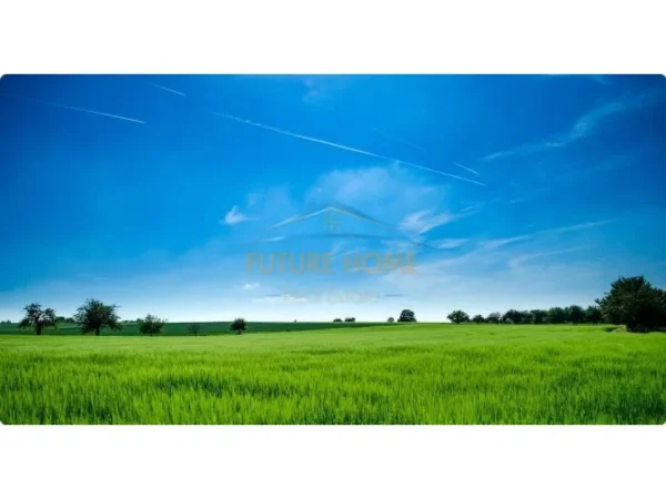 Tirane, shitet toke , 1.000 m² 140.000 € (Kamez)