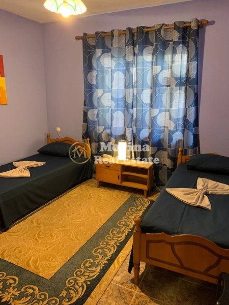 Tirane, jepet me qera shtepi 3+1 Kati 1, 110 m² 650 € (21 Dhjetori)