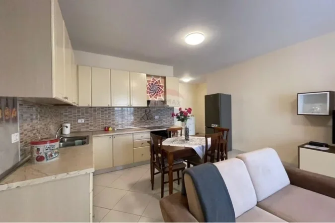 Tirane, jepet me qera apartament , 70 m² 500 € (Kopshti Zologjik)