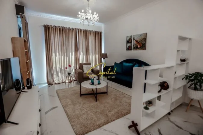 Tirane, jepet me qera apartament 1+1 Kati 6, 80 m² 800 € (KOMPLEKSI SQUARE 21)