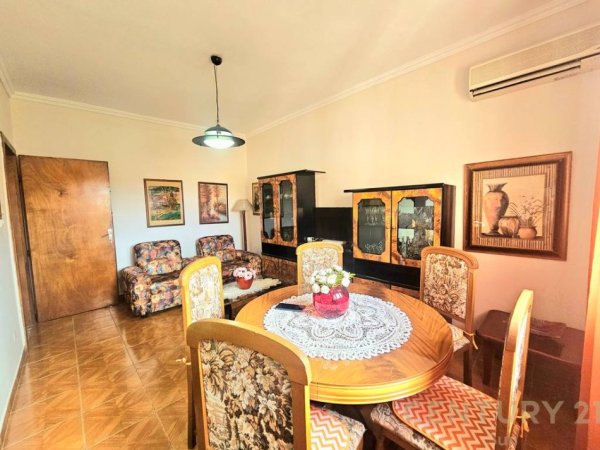 Tirane, jepet me qera apartament 2+1 Kati 4, 75 m² 550 € (SHKOLLES SE KUQE)