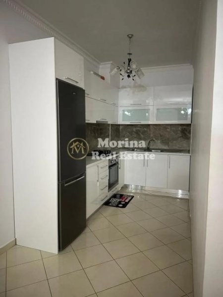 Tirane, jepet me qera apartament 1+1 Kati 2, 65 m² 350 € (Fresku-Rruga Shefqet Kuka)