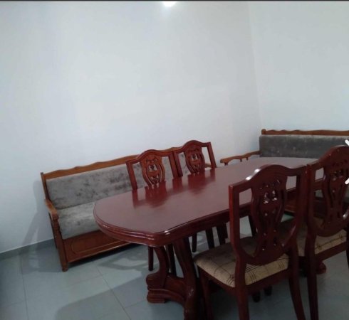 Tirane, jepet me qera apartament 1+1 Kati 1, 68 m² 350 € (Spitali Nene Tereza)