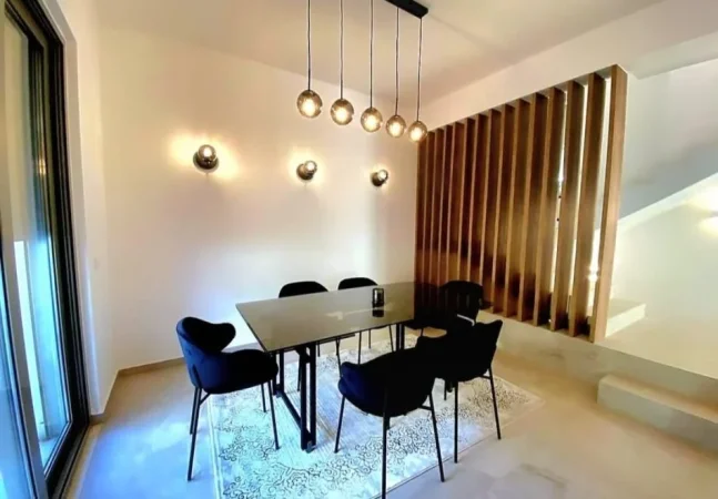 Tirane, shitet Vile Kati 0, 380 m² 850.000 € (Rruga elbasanit)