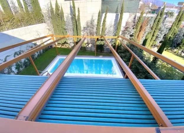 Tirane, shitet Vile Kati 0, 380 m² 850.000 € (Rruga elbasanit)